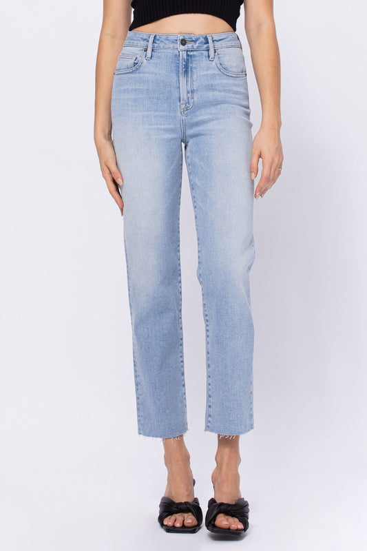 Super Light Wash Straight Jean