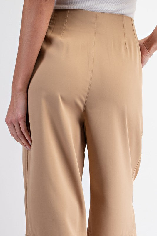 Pleated Belt Detailed Trousers