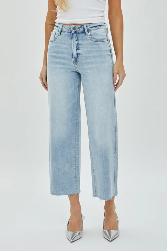 Light High-Rise Wide Jean