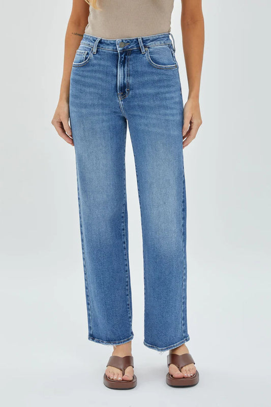 Medium Wash Straight Jean