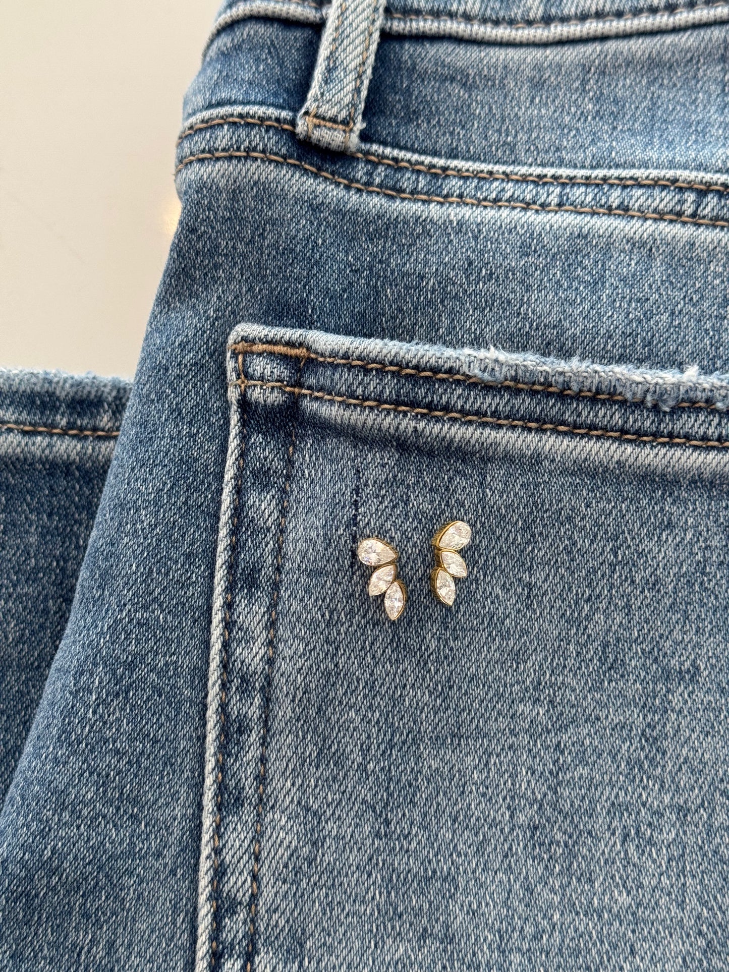 Luna Earrings