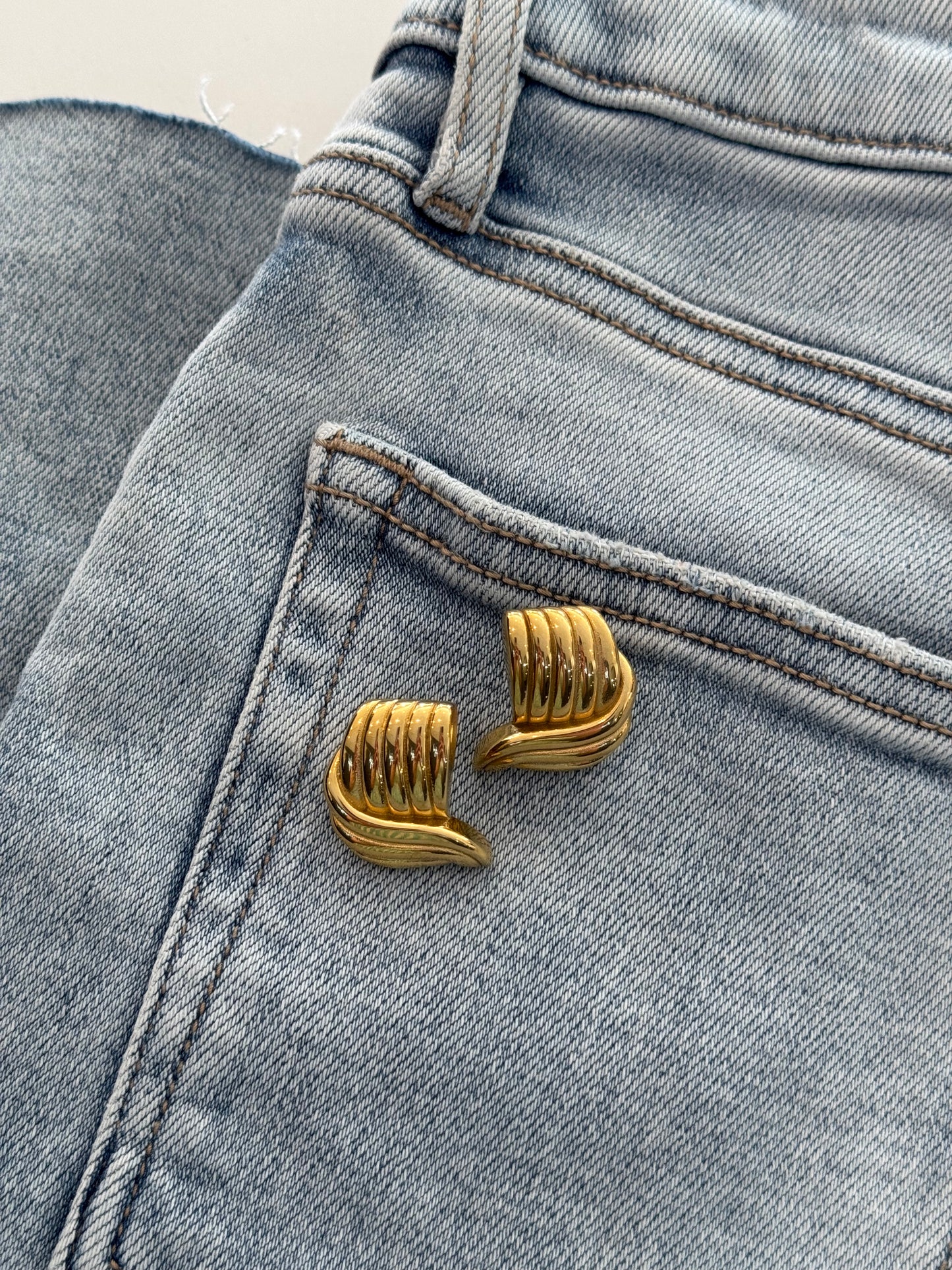 Luna Earrings