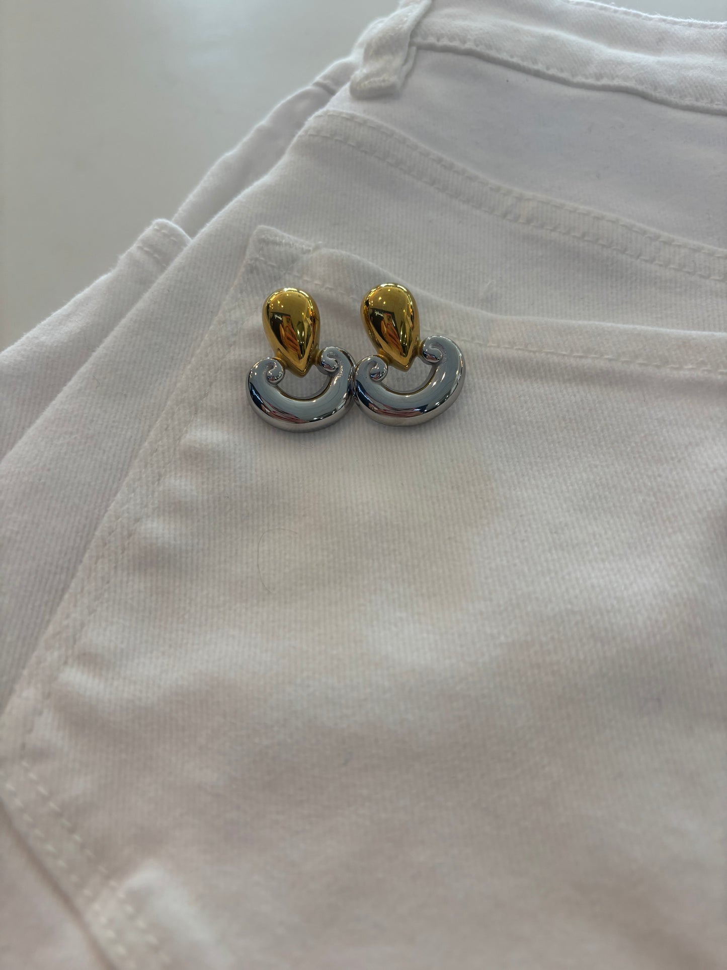 Luna Earrings