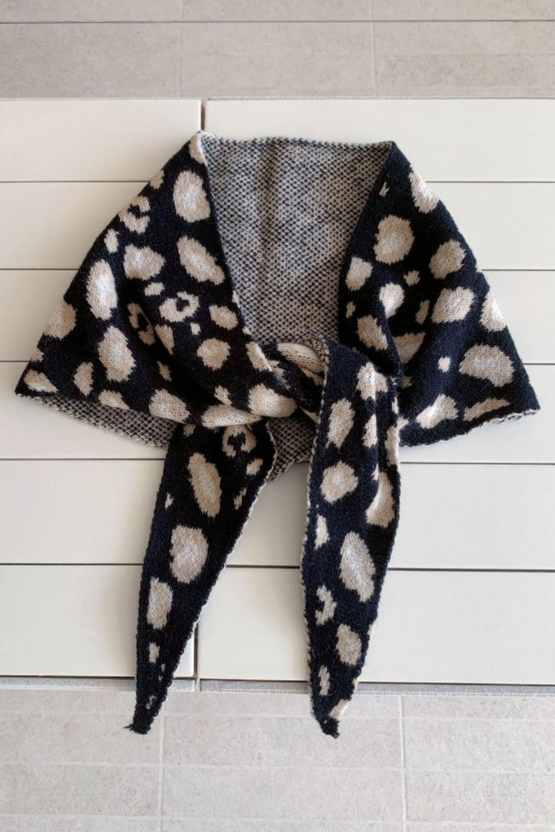 Leopard Print Knit Scarf