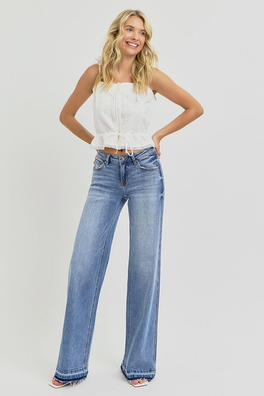 Low Rise Wide Leg Risen Jeans