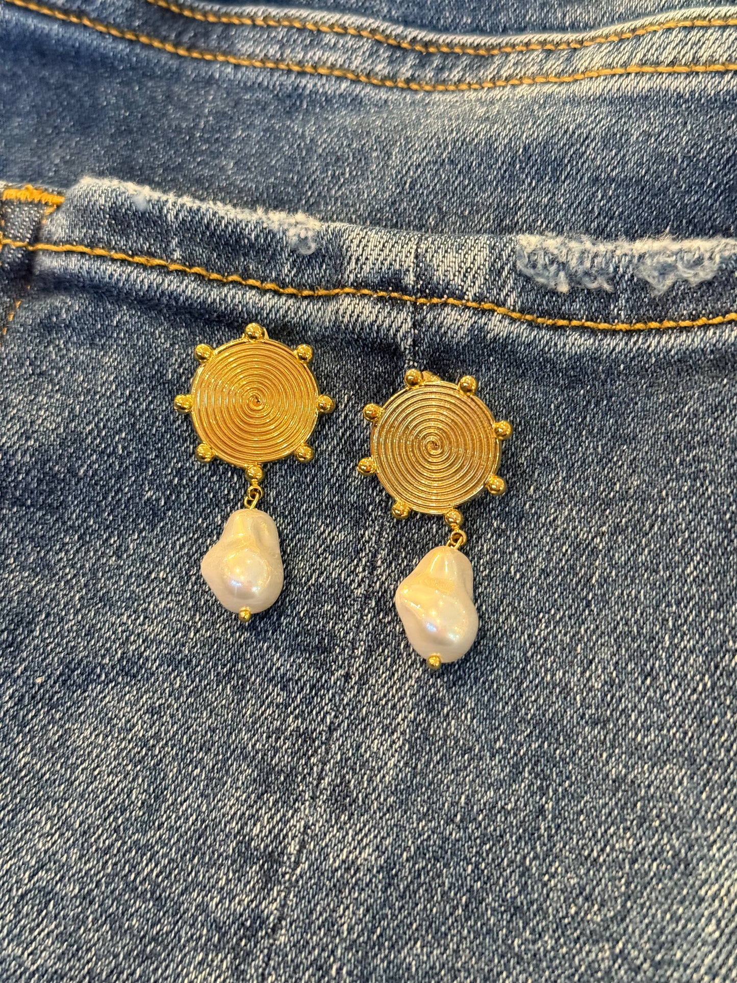 Luna Earrings
